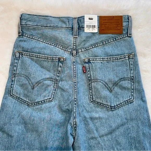 NWT Levi's 24 x 31 High Waist Waisted Loose Blue Jeans Premium Wide Stra… - Picture 3 of 10